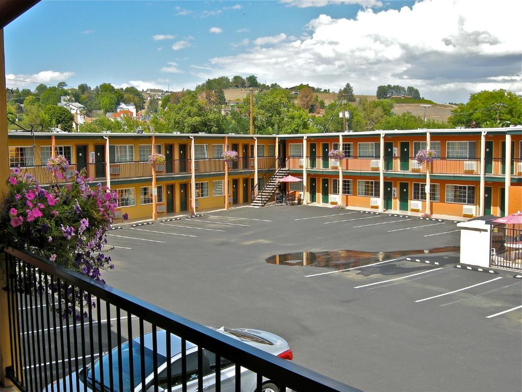 Americas Best Value Inn - Pendleton Exterior foto